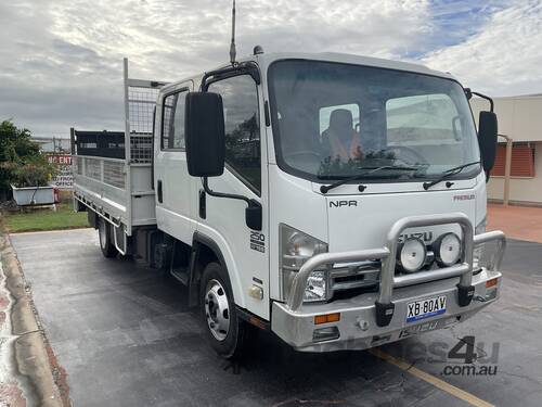 2008 ISUZU NPR SERIES TRAY TRUCK