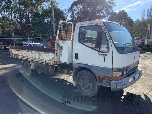 1986 Mitsubishi Canter 500/600 Tipper Single Cab