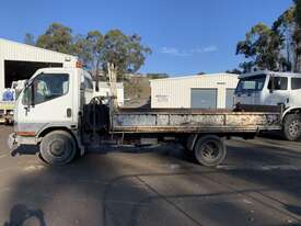 1986 Mitsubishi Canter 500/600 Tipper Single Cab - picture2' - Click to enlarge