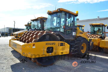 XCMG Single Drum Padfoot Roller | Model: XS123PD