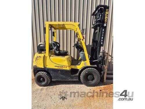 caption 2010 Hyster 2.5T LPG Forklift