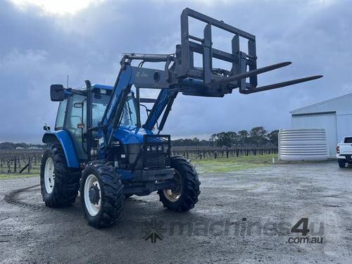 New Holland TS90