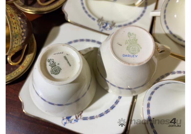 caption QTY OF TRIOS & CUP/SAUCER SETS