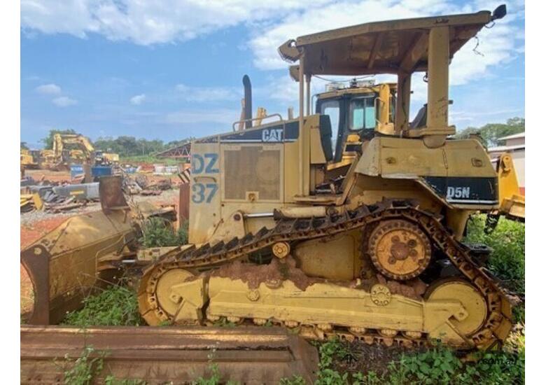 caption 2008 CAT D5N Crawler Dozer