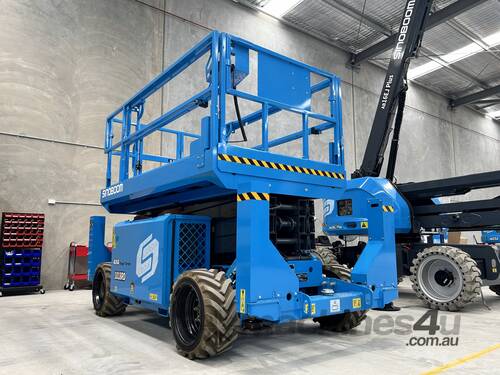 Sinoboom 10m Diesel Rough Terrain Scissor Lift 1018RD - Strong & Sturdy for Harsh Conditions