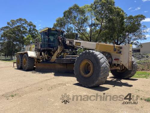 caption 2011 Caterpillar 24M Motor Grader