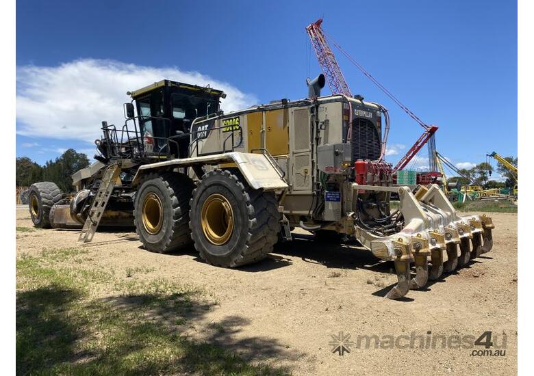 caption 2011 Caterpillar 24M Motor Grader