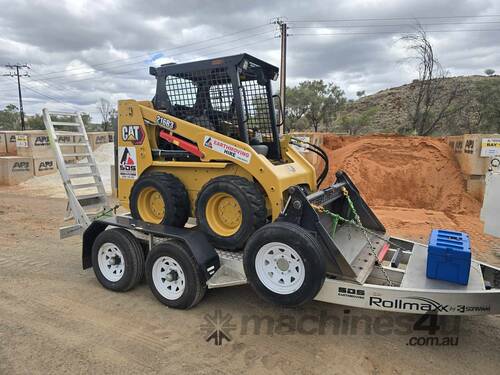 CAT 216B3 Skid Steer and Sureweld trailer