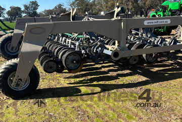NDF NDF SA550 Air seeder Complete Multi Brand Seeding/Planting Equip