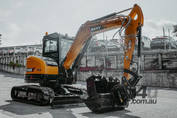 SY50U 5.3 Tonne Excavator Stock Clearance Package: Fully Equipped, Limited Time Offer!