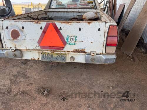 caption Holden WB Ute