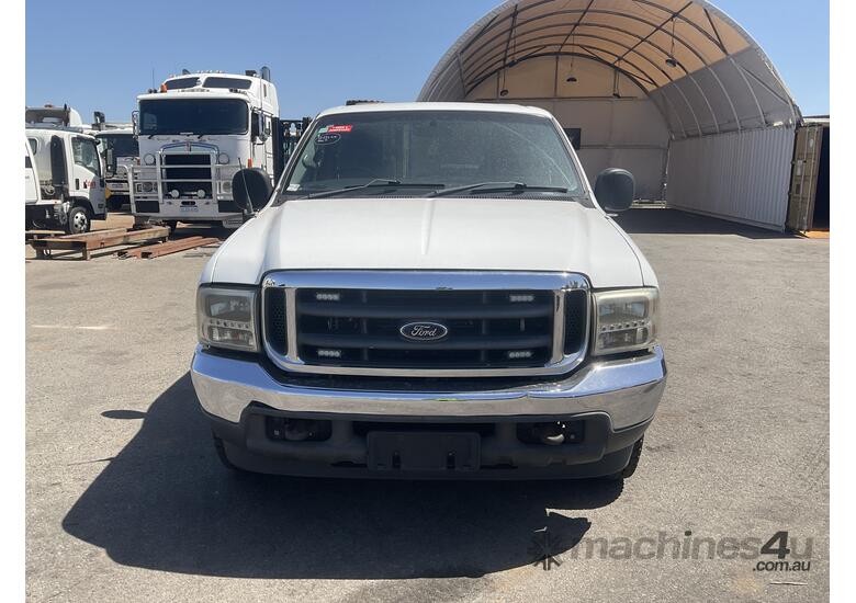 caption 2001 Ford F-350 Tow Truck Diesel