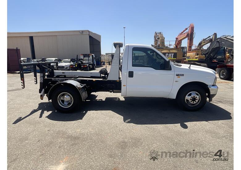 caption 2001 Ford F-350 Tow Truck Diesel