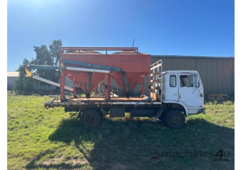 caption Brookfield Engineering Twin Bin Grouper & Acco 510A Truck