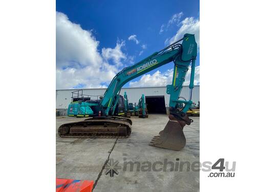 caption 2019 Kobelco SK300LC-10