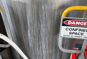 Stainless steel tank 942l Capacity