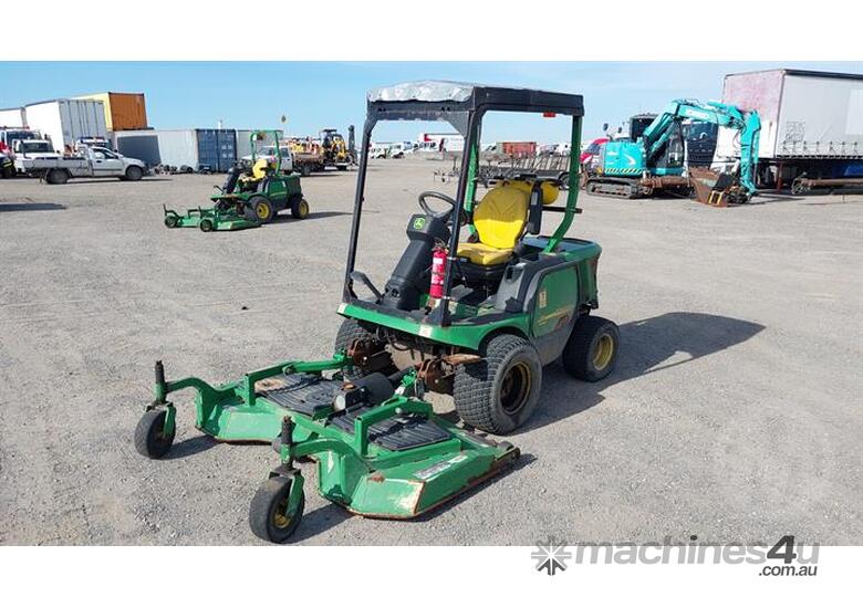 caption John Deere 1565