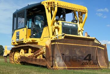 Komatsu 2015   D85EX-18