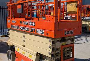 JLG 2632ES 8m Electric Narrow Scissor Lift