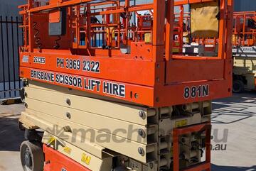 JLG 2632ES 8m Electric Narrow Scissor Lift