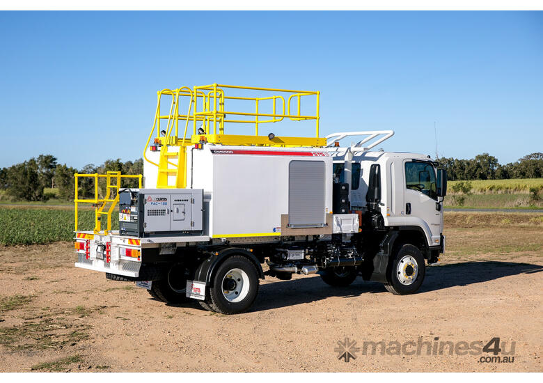 Isuzu FTS 139-260 Service Body Truck