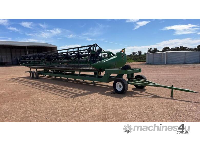 John Deere 640D Header Front & Trailer