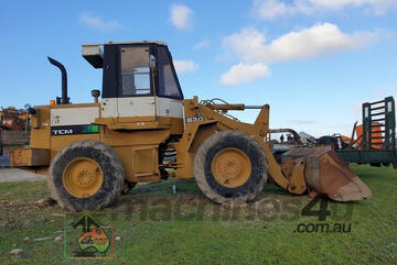 (9594) TCM 830-2 Front End Loader (Mount Gambier, SA)