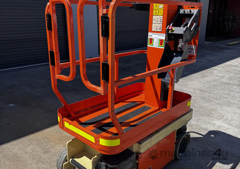 2020 JLG 1230ES Mast Lift Outdoor Rated