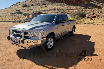 2023 Dodge Ram DT, Bighorn 1500 Excellent Condition 2023 Dodge Ram DT, Bighorn 1500 Excellent Condition