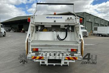 Hino 2022   300 921 Compactor