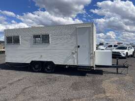2016 Traymark Caravan/Portable Office - picture0' - Click to enlarge