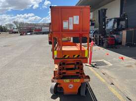 2015 JLG R6 Scissor Lift (Electric) - picture0' - Click to enlarge