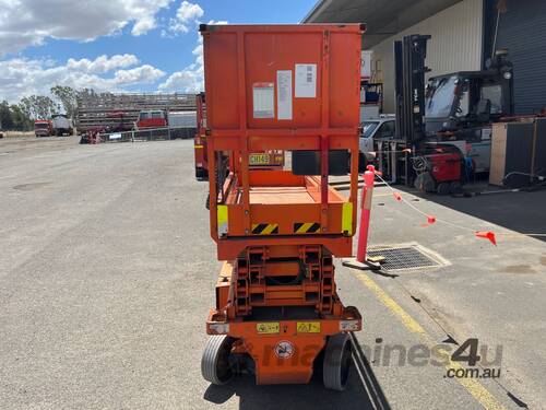 2015 JLG R6 Scissor Lift (Electric)