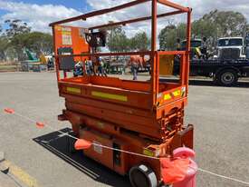 2015 JLG R6 Scissor Lift (Electric) - picture0' - Click to enlarge