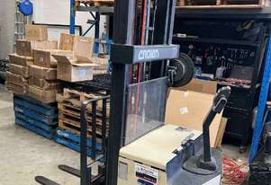CROWN 30WRTL 1500kgs Forklift Great Buy $5,000 + GST