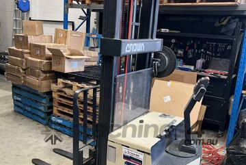 CROWN 30WRTL 1500kgs Forklift Great Buy $5,000 + GST