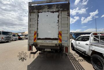 2016 Isuzu 240 300 6x2 Caged Tail Lift Tray Truck