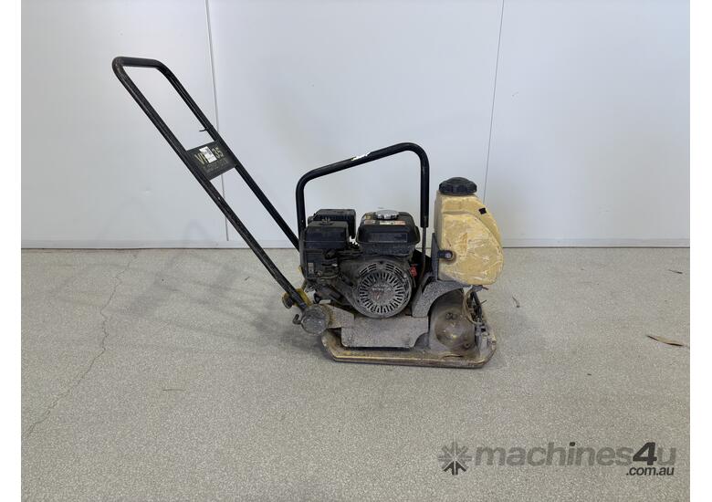 Vibrating Plate Compactor (VP1135) (Ex-Council)