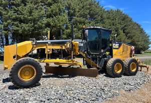 Caterpillar 2014   12M