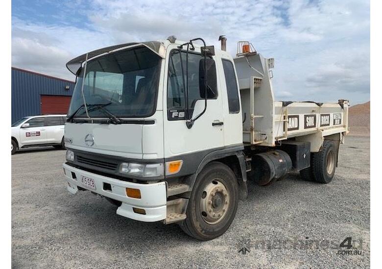 2001 Hino FG-1J 8T Tipper
