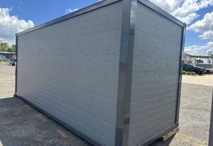 EXEQ 20ft Studio Block