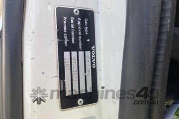 Volvo 2006   FM380 Tipper