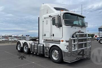 Kenworth   K200