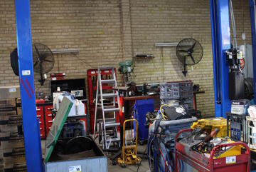 DIRECT LIFT TWO-POST VEHICLE HOIST