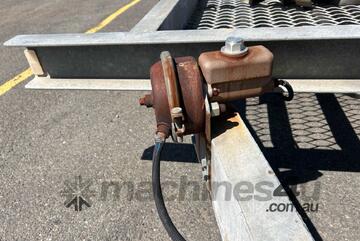 2013 Premier Trailers T20 Tandem Axle Plant Trailer