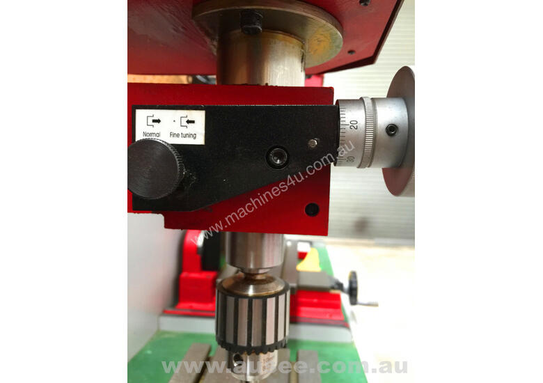 Click to view full size photos SIEG SX1P HiTorque Mill 250W Brushless Motor