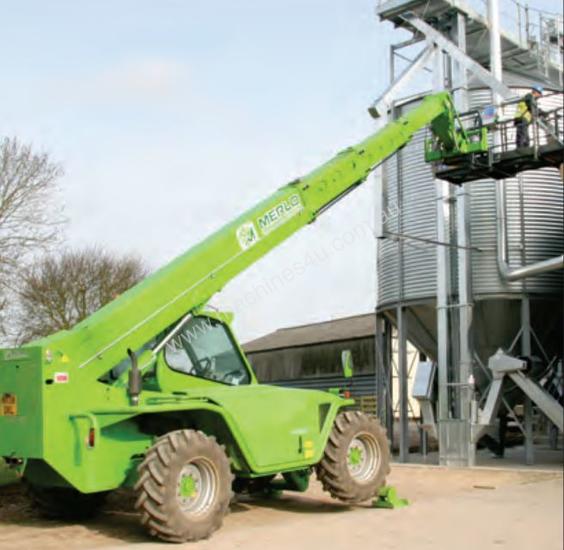 caption Merlo P40.17