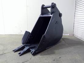 730MM TOOTHED TRENCHING BUCKET SUIT 16-25T EXCAVATOR D575 - picture0' - Click to enlarge