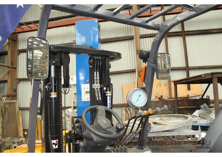 Click to view full size photos Forklift Scale - Freight Mate Analogue Scale
