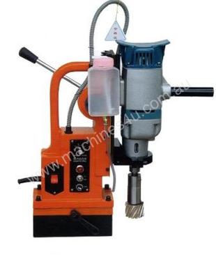 MAGNETIC DRILL W9445A 1200W